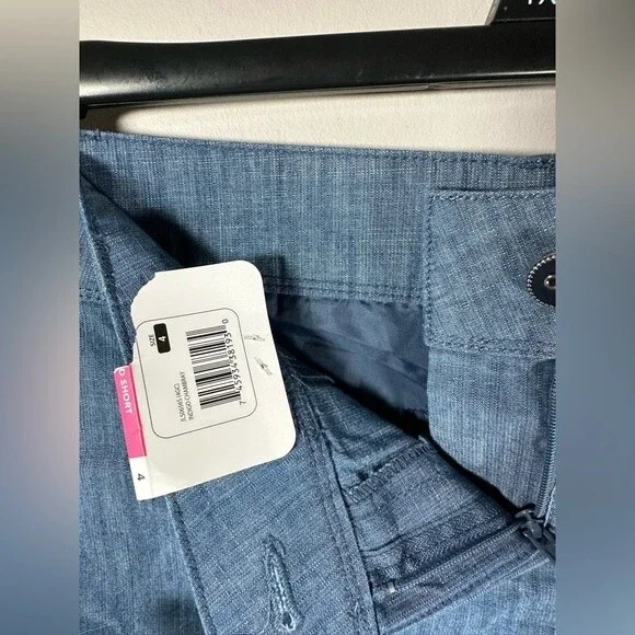 Issac Mizrahi Shorts Tailored Chambray Cotton Denim blue short size 4 women’s - Picture 7 of 10